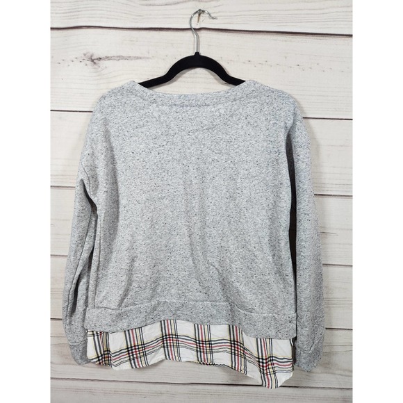 Izod Women's Gray Plaid Long Sleeve Scoop Neck Pullover Sweatshirt Size Medium - Picture 2 of 6